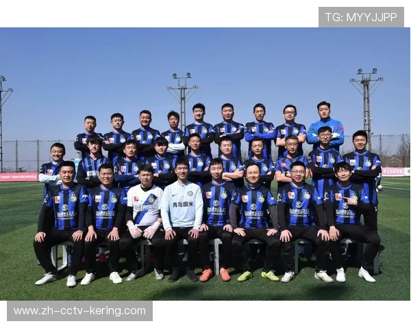 社区足球日举办，意甲球星与球迷互动热烈